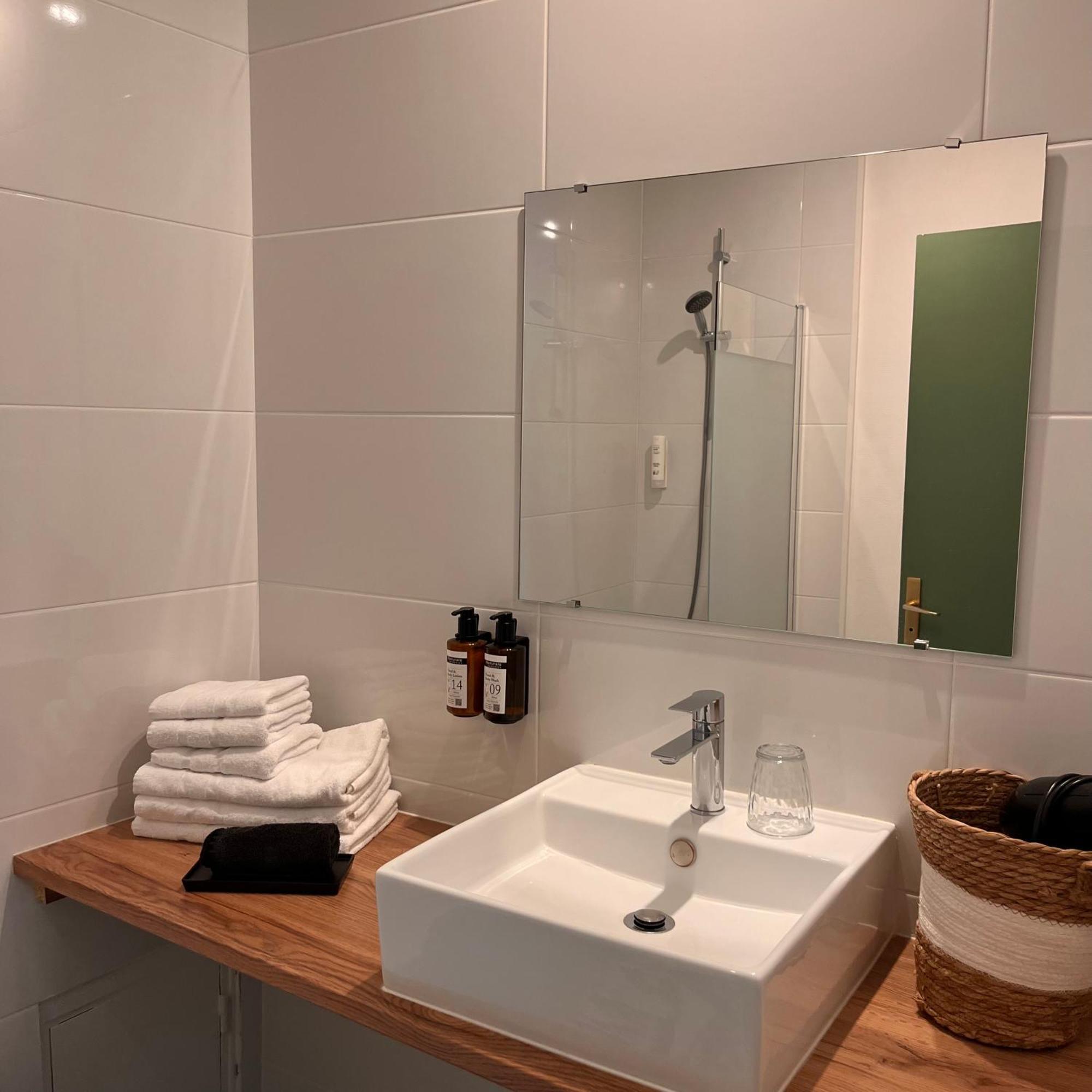 Hotel Rive Sud Chinon Bagian luar foto